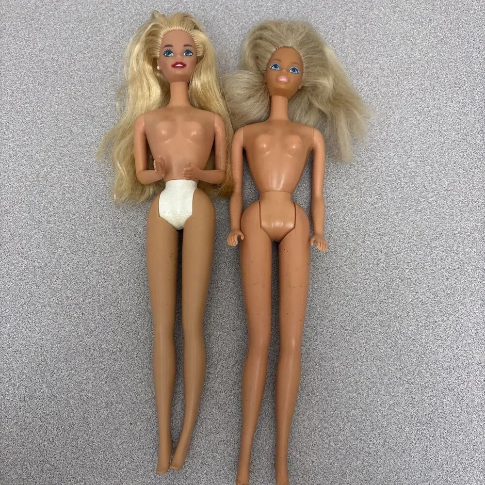 Lot of 8 Vintage Mixed Styles Mattel Barbie, 1966 Body Mold, Twist Waist, Nude